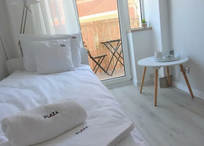 Apartament Plaza