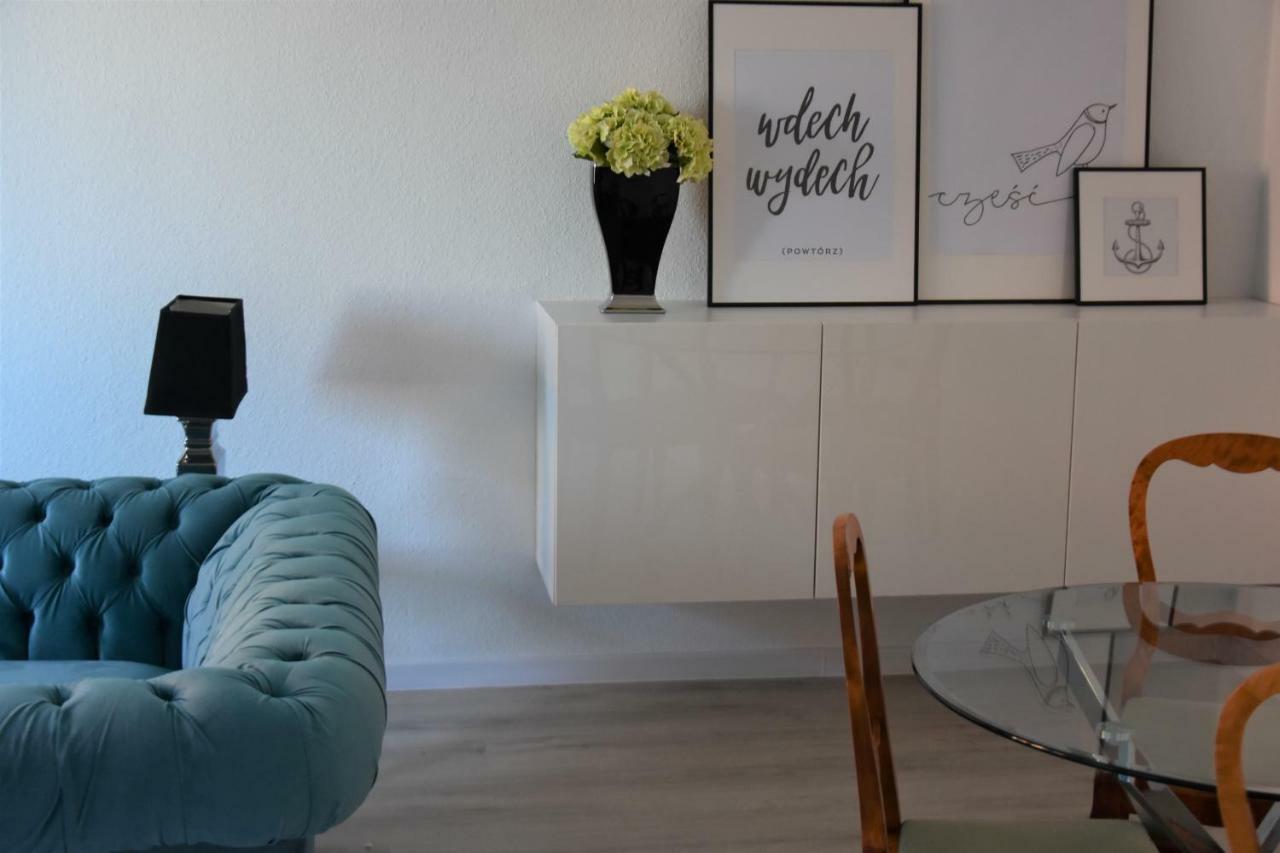 Plaza Apartment *